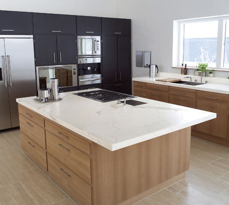 Calacatta White Quartz Stone Solid Surface ความหนา 25mm เคาน์เตอร์ครัว
